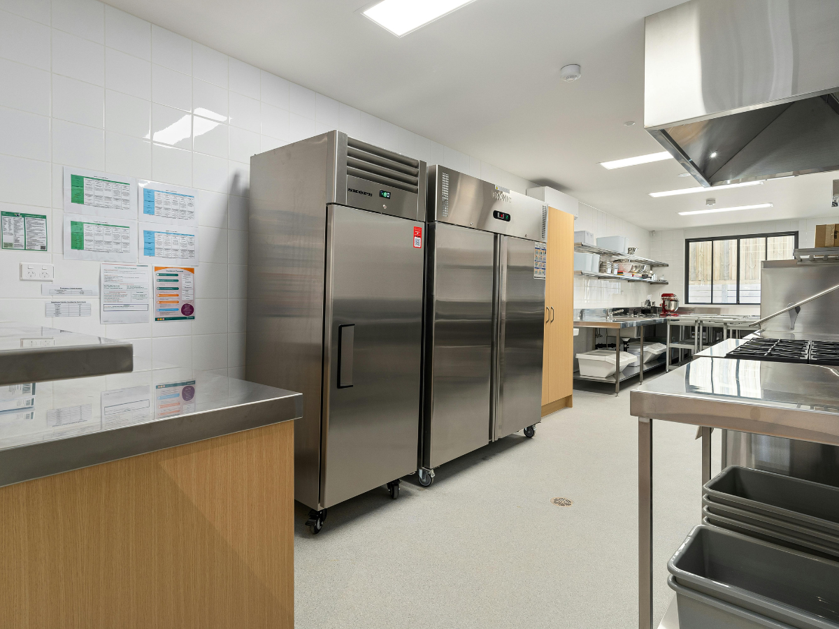 servicing a businesses refrigerator in albuquerque